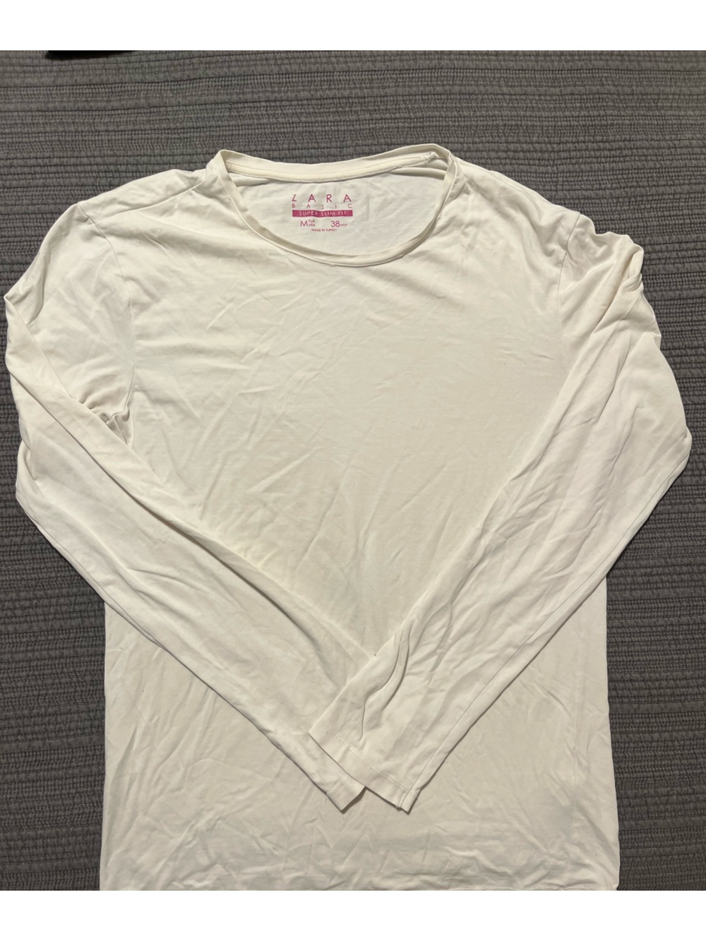 Zara White Long Sleeve Crew Neck Tee